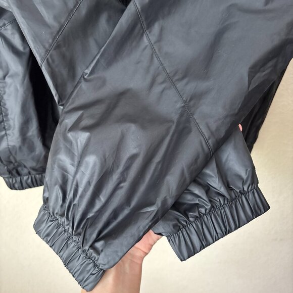 Under Armour UA SportStyle Women's Windbreaker NEW - Picture 8 of 16